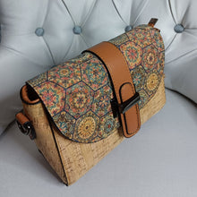 Cargar imagen en el visor de la galería, Bandolera-Crossbody de Corcho Exagon
